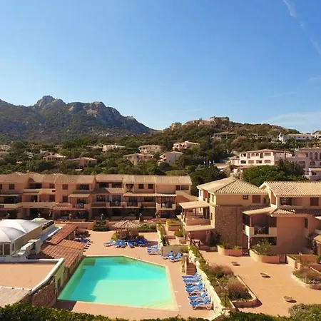 Bouganville Aparthotel 3*
