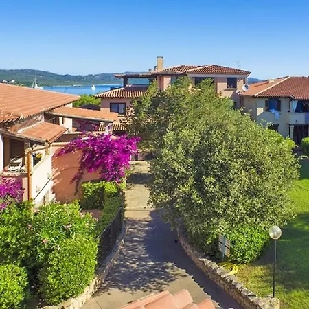 Bouganville Aparthotel